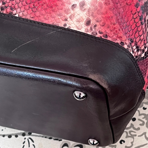 Longchamp Reptigne embossed snake print red leather tote overnight travel bag - Picture 9 of 16